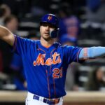 new york mets pete alonso celebrates home run